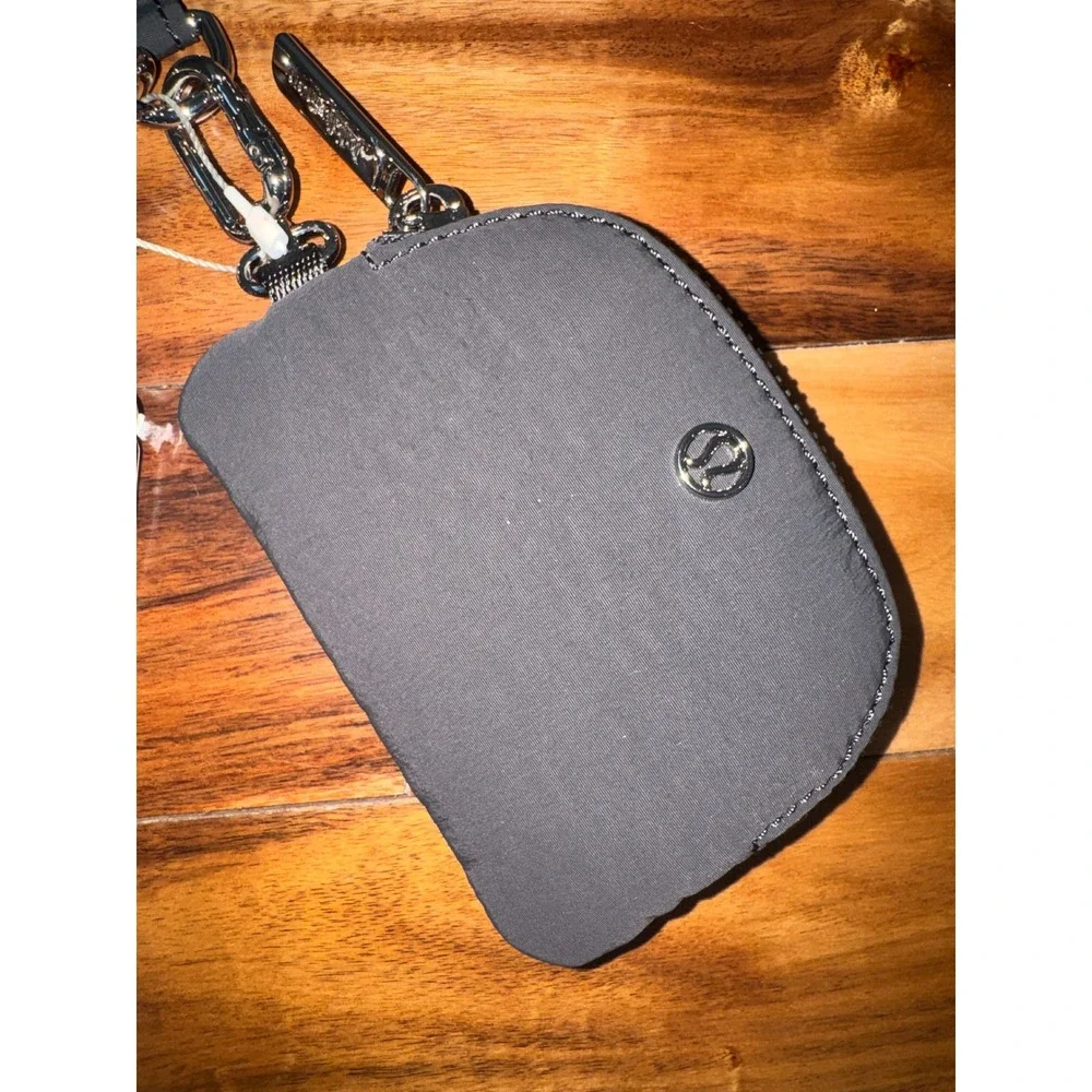 Lululemon Dual Pouch Wristlet Glitter Dark Silver Graphite Grey NEW